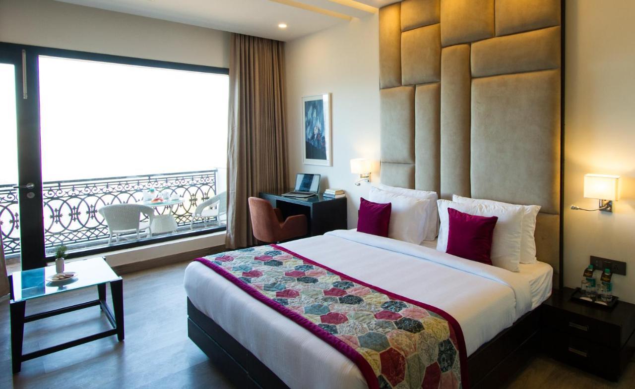 Rosetum Kasauli Hotel Ngoại thất bức ảnh