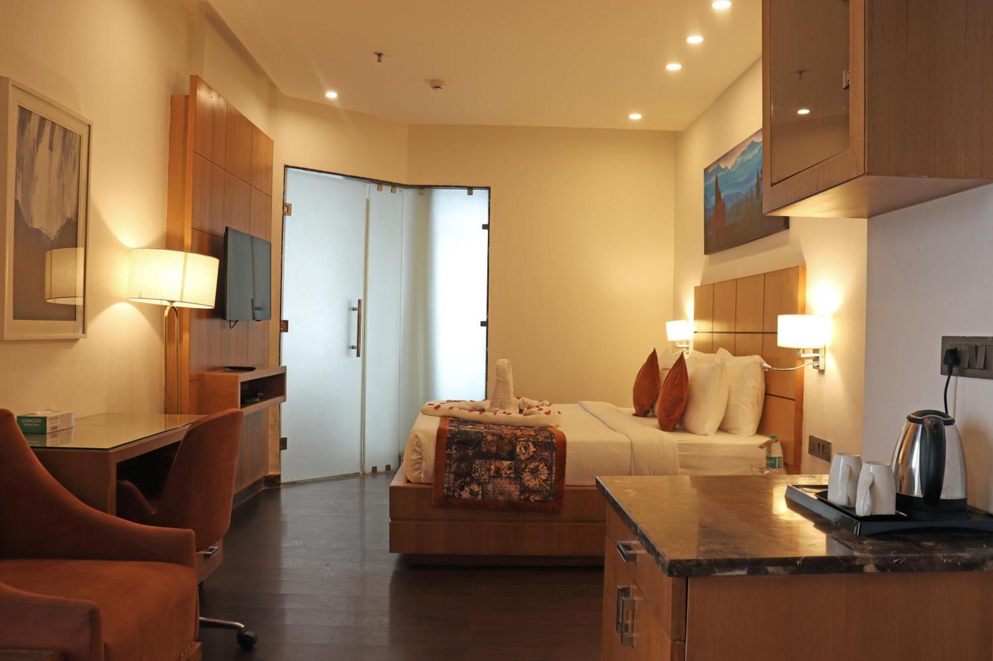 Rosetum Kasauli Hotel Ngoại thất bức ảnh