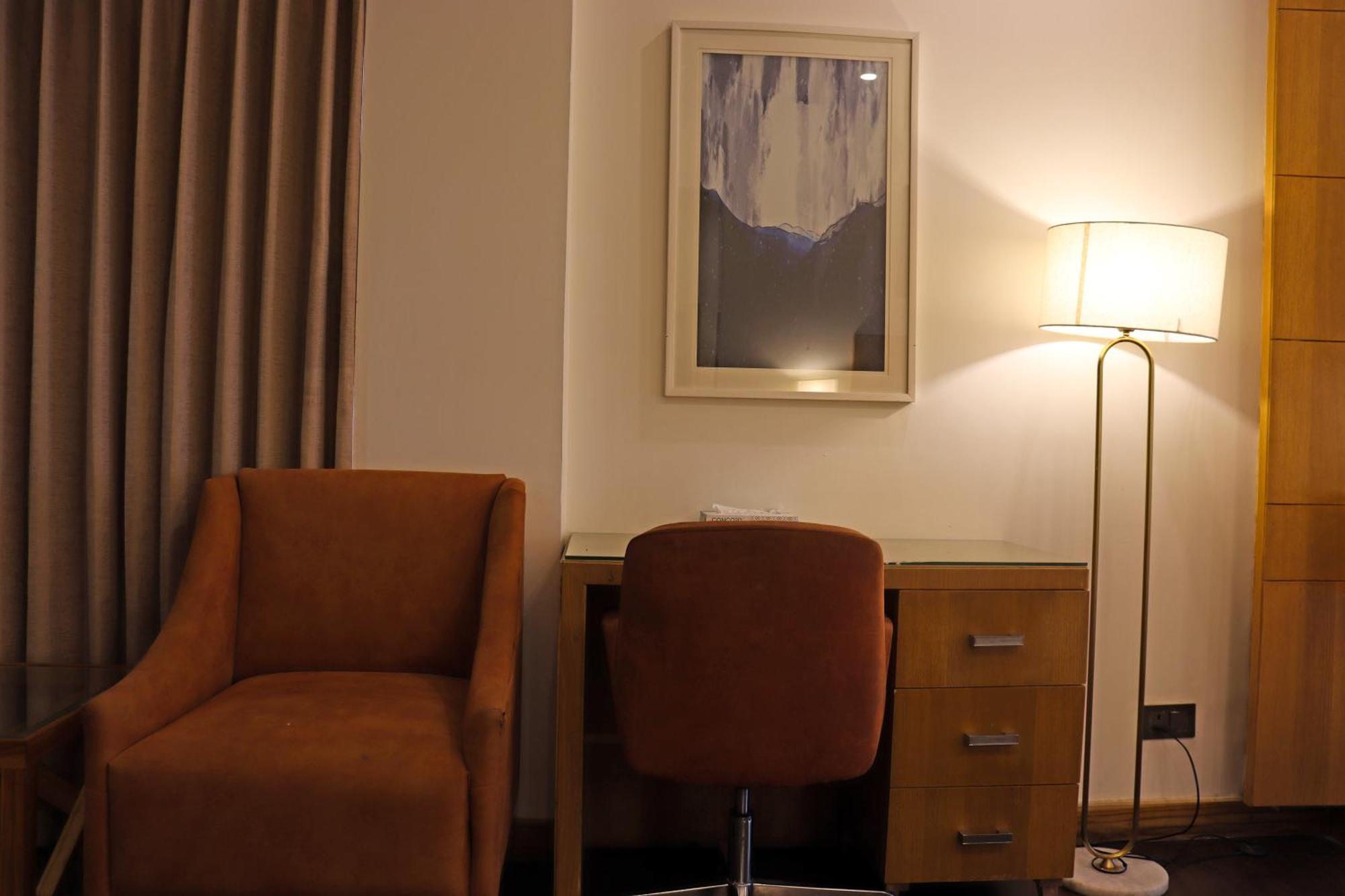 Rosetum Kasauli Hotel Ngoại thất bức ảnh