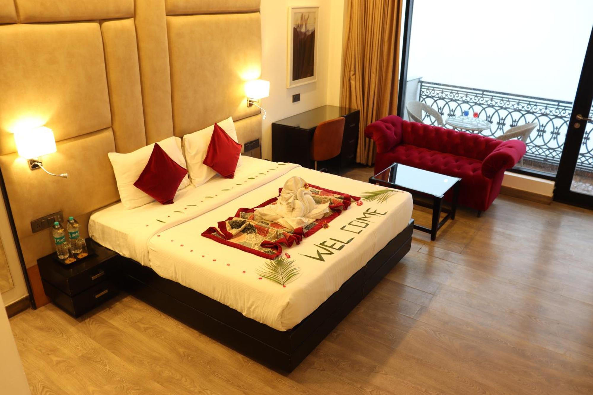 Rosetum Kasauli Hotel Ngoại thất bức ảnh